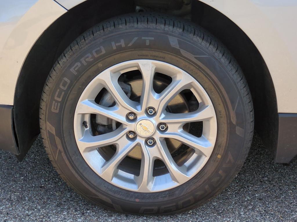 Thumbnail: 2018 Chevrolet Equinox - 8