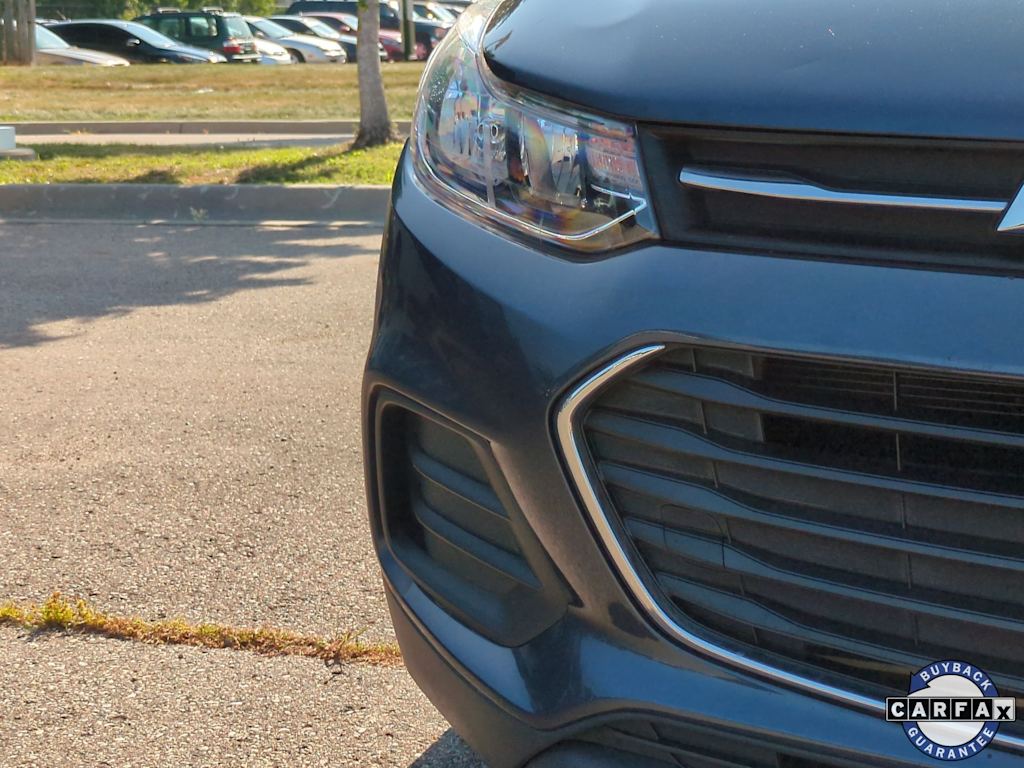 Thumbnail: 2018 Chevrolet Trax - 25