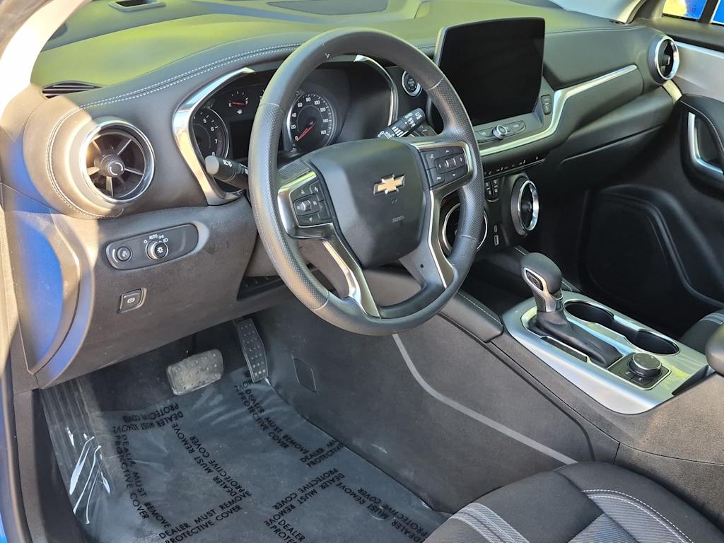 Thumbnail: 2026 Chevrolet Blazer - 2