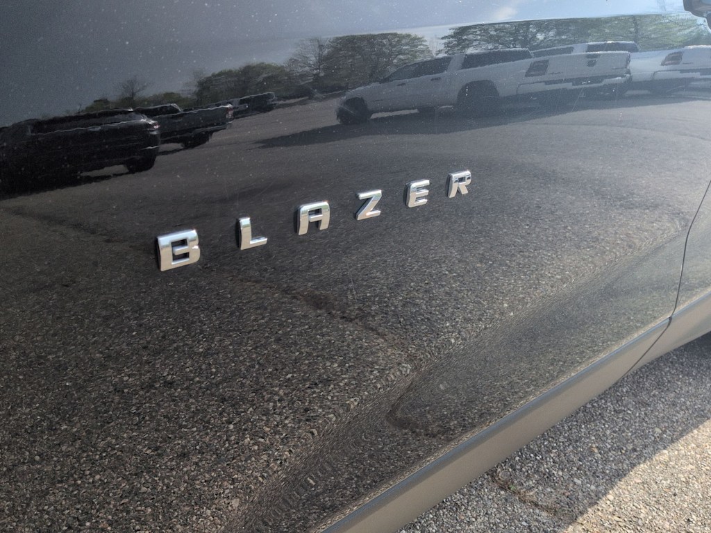 Thumbnail: 2020 Chevrolet Blazer - 26