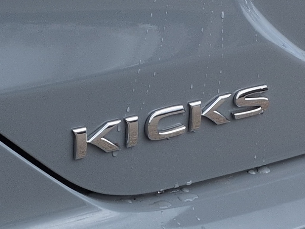 Thumbnail: 2023 Nissan Kicks - 24