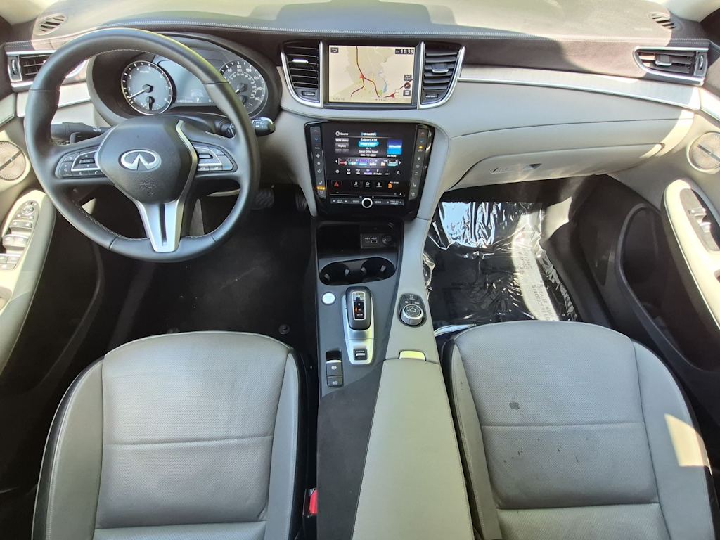 Thumbnail: 2023 INFINITI QX50 - 9