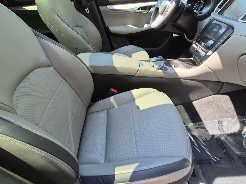 Thumbnail: 2023 INFINITI QX50 - 31
