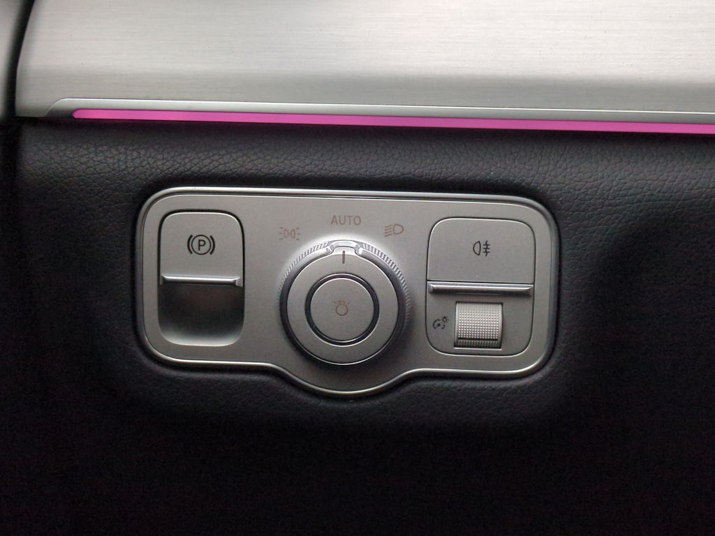 Thumbnail: 2025 Mercedes-Benz GLE - 32