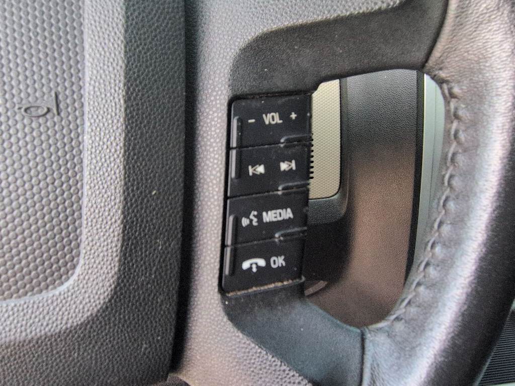 Thumbnail: 2010 Mercury Mariner - 30