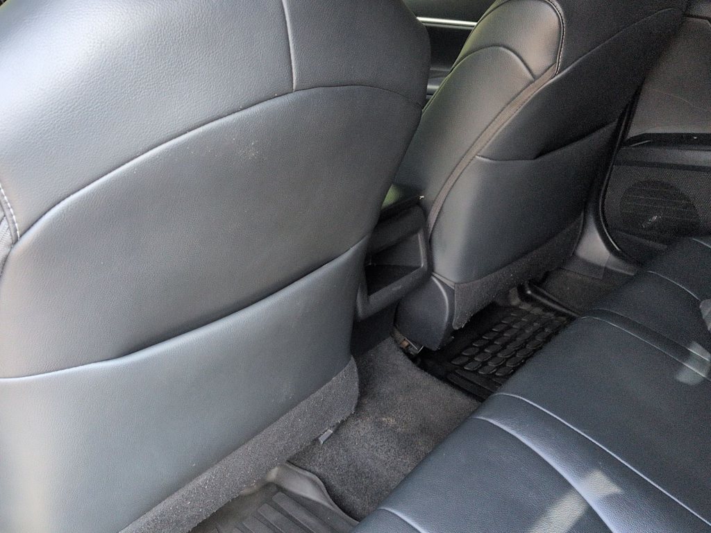 Thumbnail: 2019 Toyota Camry - 12