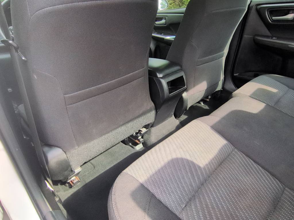 Thumbnail: 2015 Toyota Camry - 10