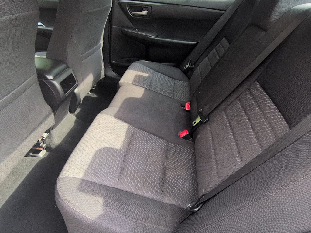 Thumbnail: 2015 Toyota Camry - 11