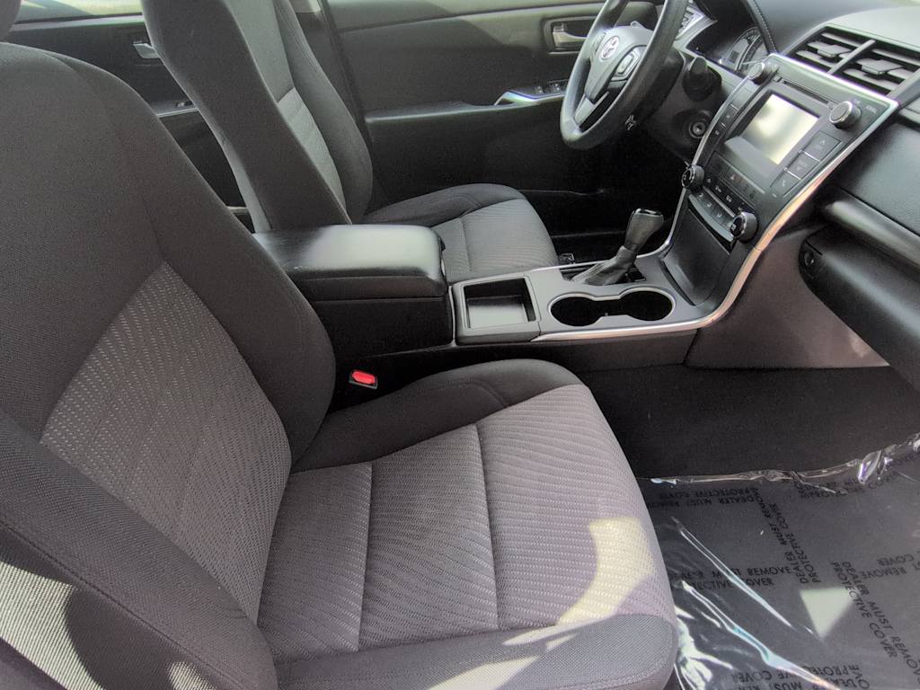 Thumbnail: 2015 Toyota Camry - 28