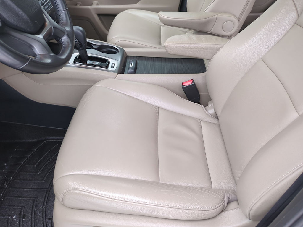 Thumbnail: 2020 Honda Pilot - 10