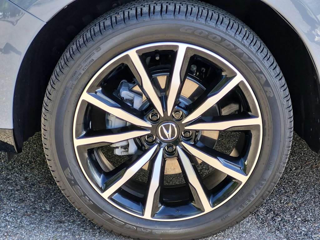 Thumbnail: 2026 Acura RDX - 8