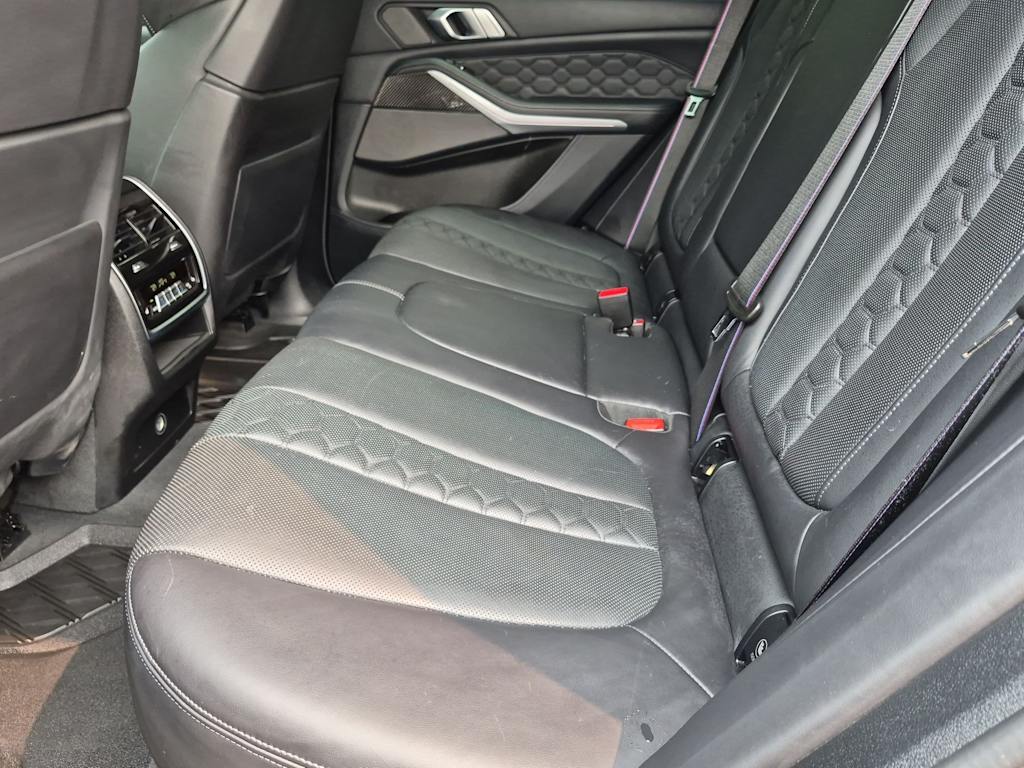 Thumbnail: 2021 BMW X5 - 12