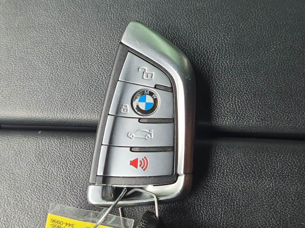 Thumbnail: 2021 BMW X5 - 18