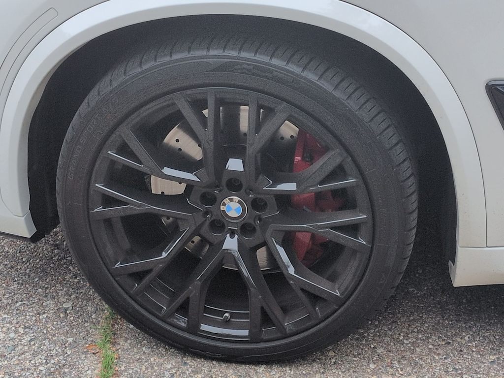 Thumbnail: 2022 BMW X5 - 8