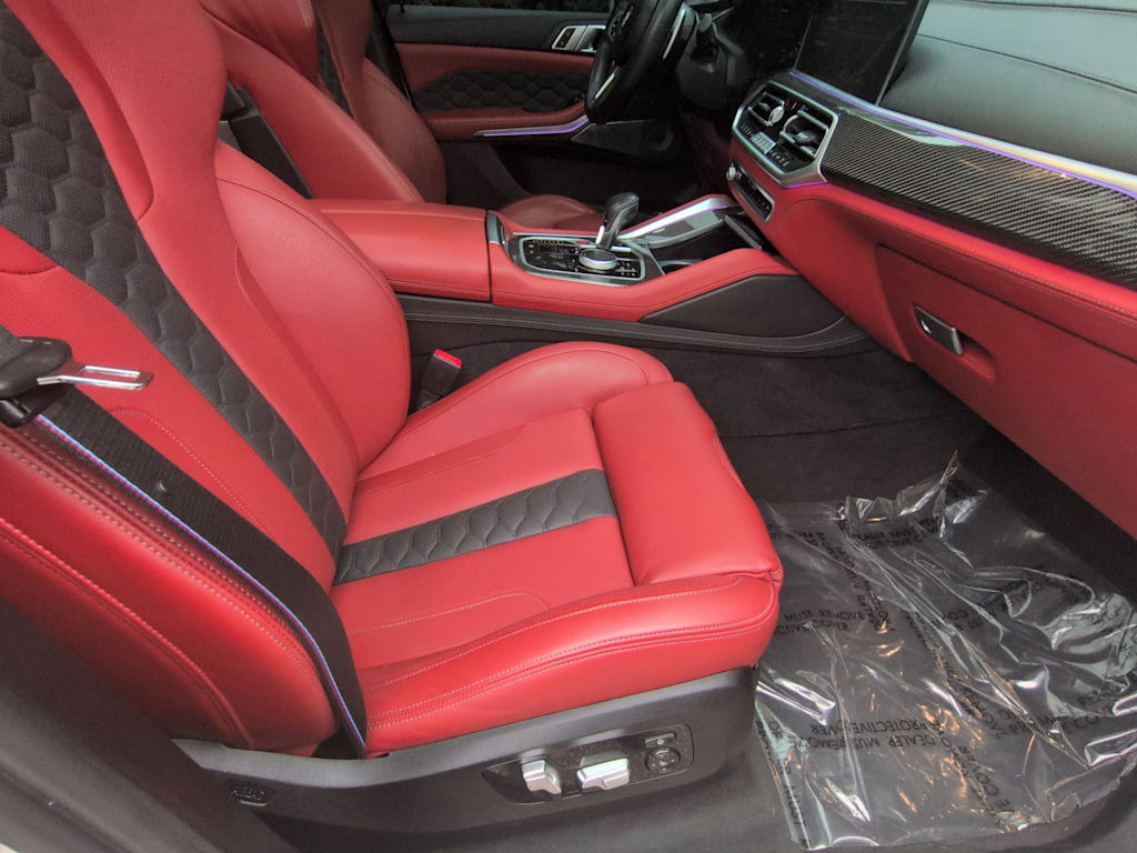 Thumbnail: 2022 BMW X5 - 12