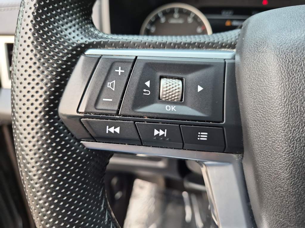 Thumbnail: 2024 Mitsubishi Outlander - 27