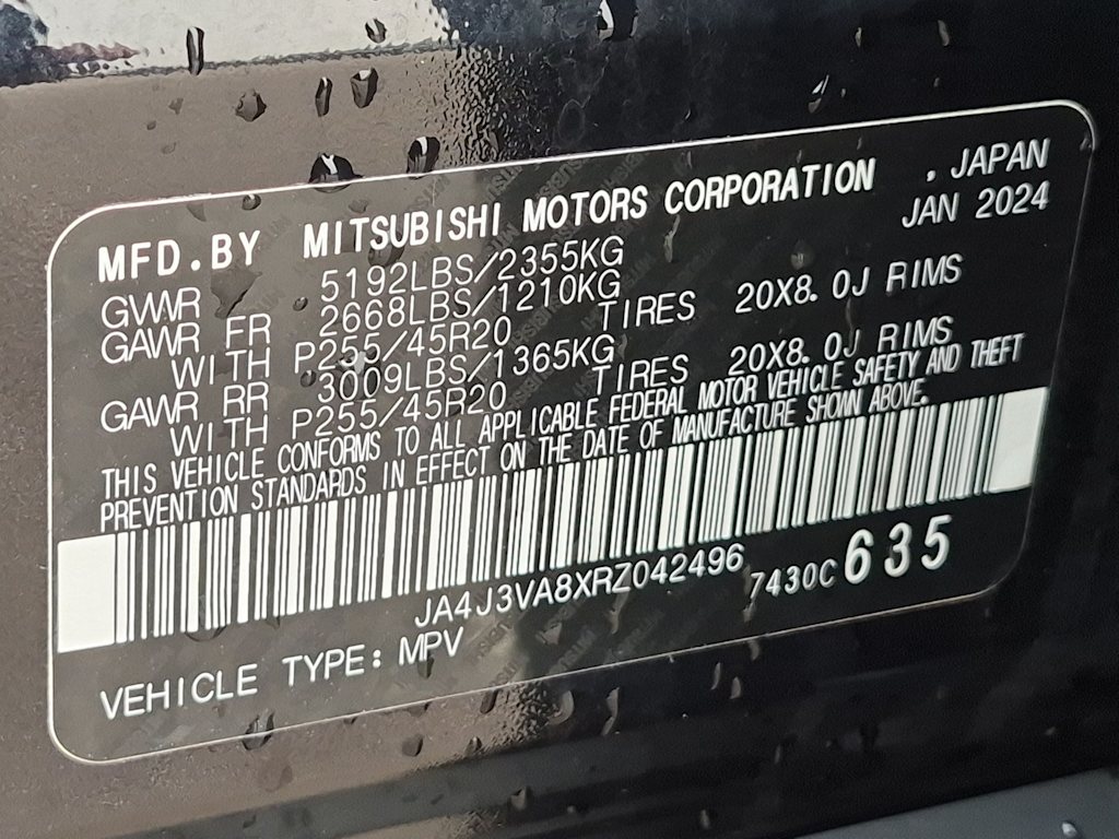 Thumbnail: 2024 Mitsubishi Outlander - 17