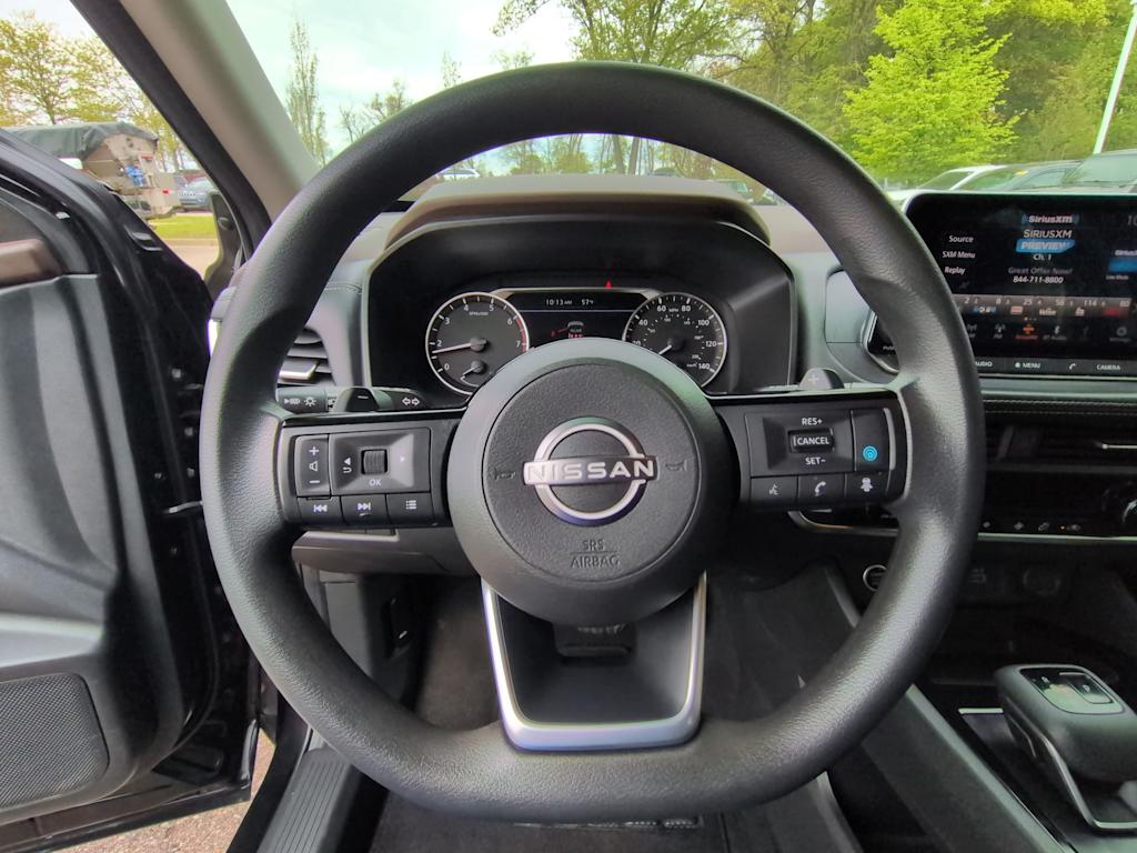 Thumbnail: 2023 Nissan Rogue - 13