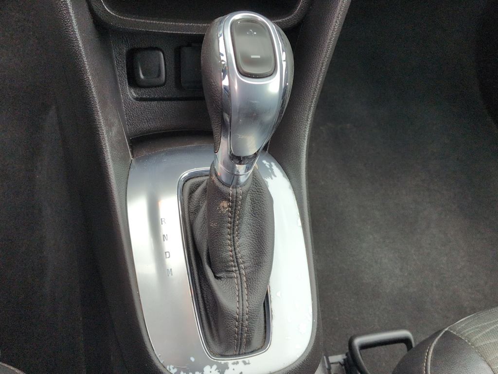 Thumbnail: 2015 Buick Encore - 16