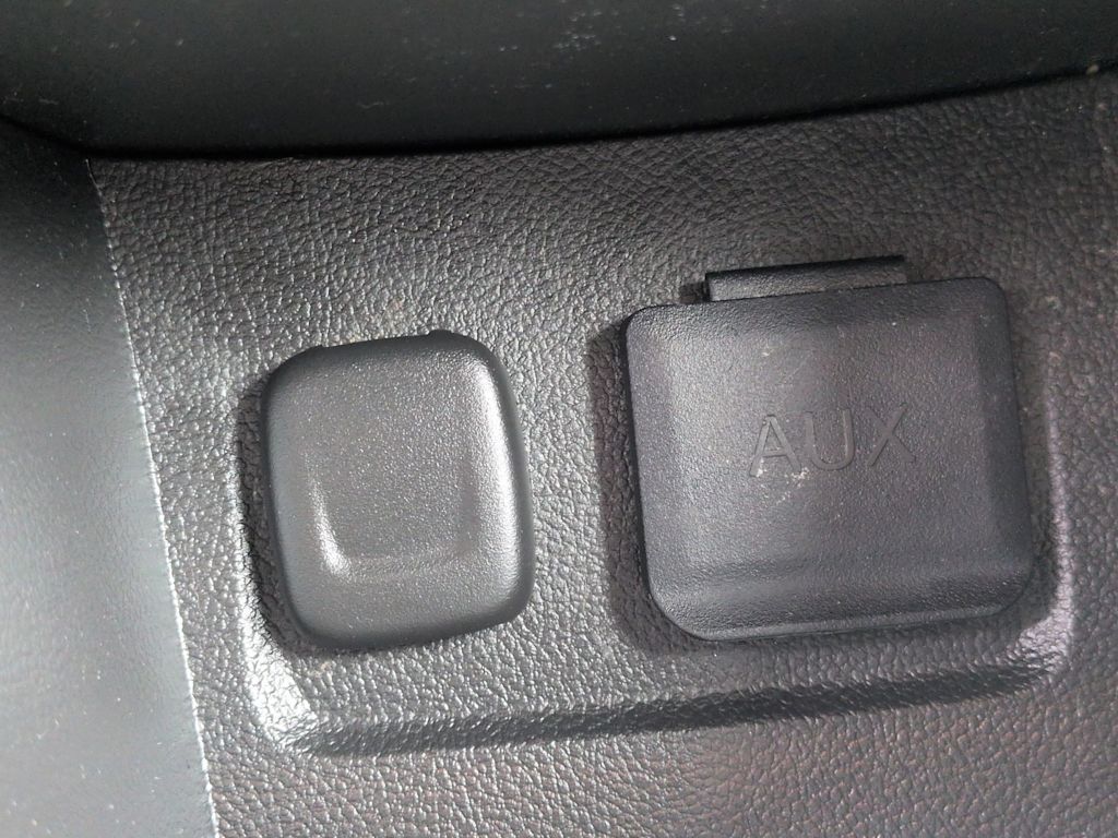 Thumbnail: 2015 Buick Encore - 37