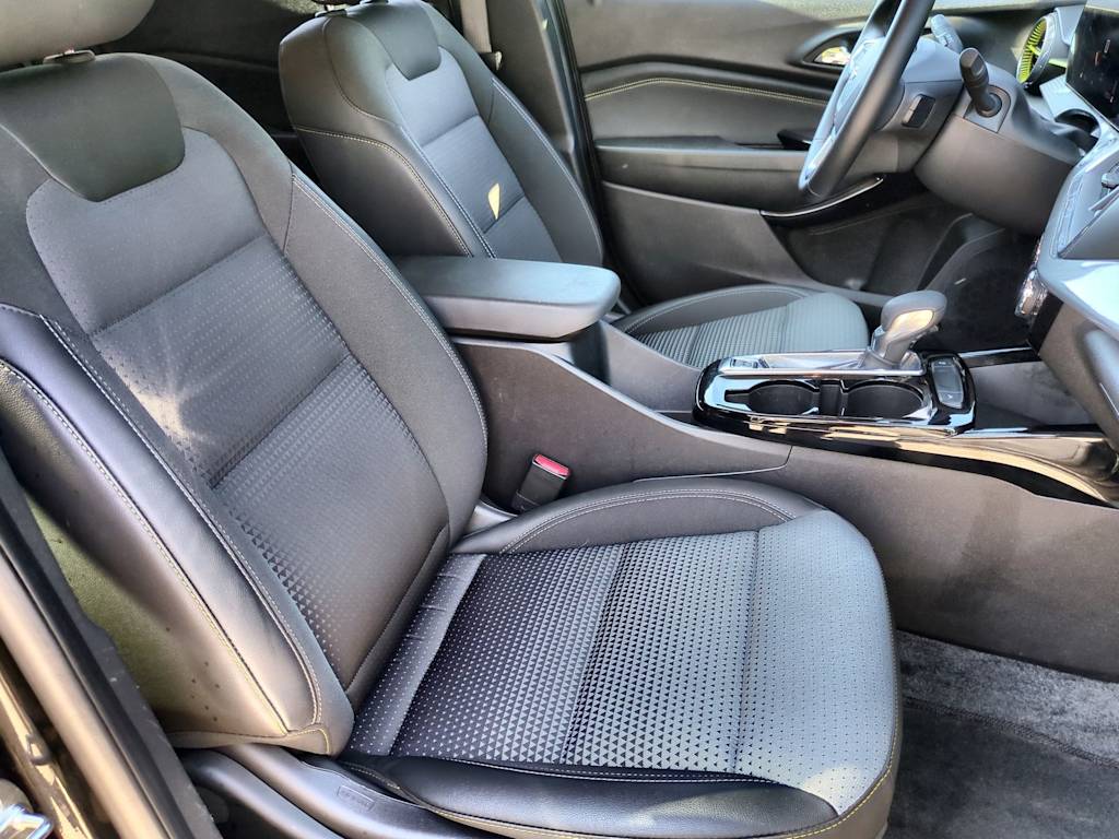 Thumbnail: 2024 Chevrolet Trax - 28