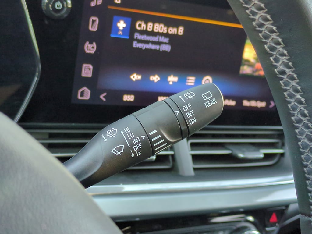 Thumbnail: 2024 Chevrolet Trax - 16