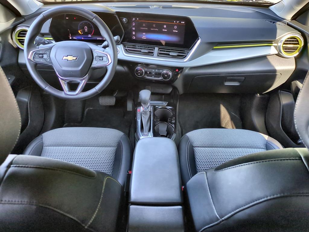 Thumbnail: 2024 Chevrolet Trax - 9