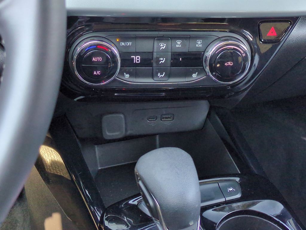 Thumbnail: 2024 Chevrolet Trax - 34