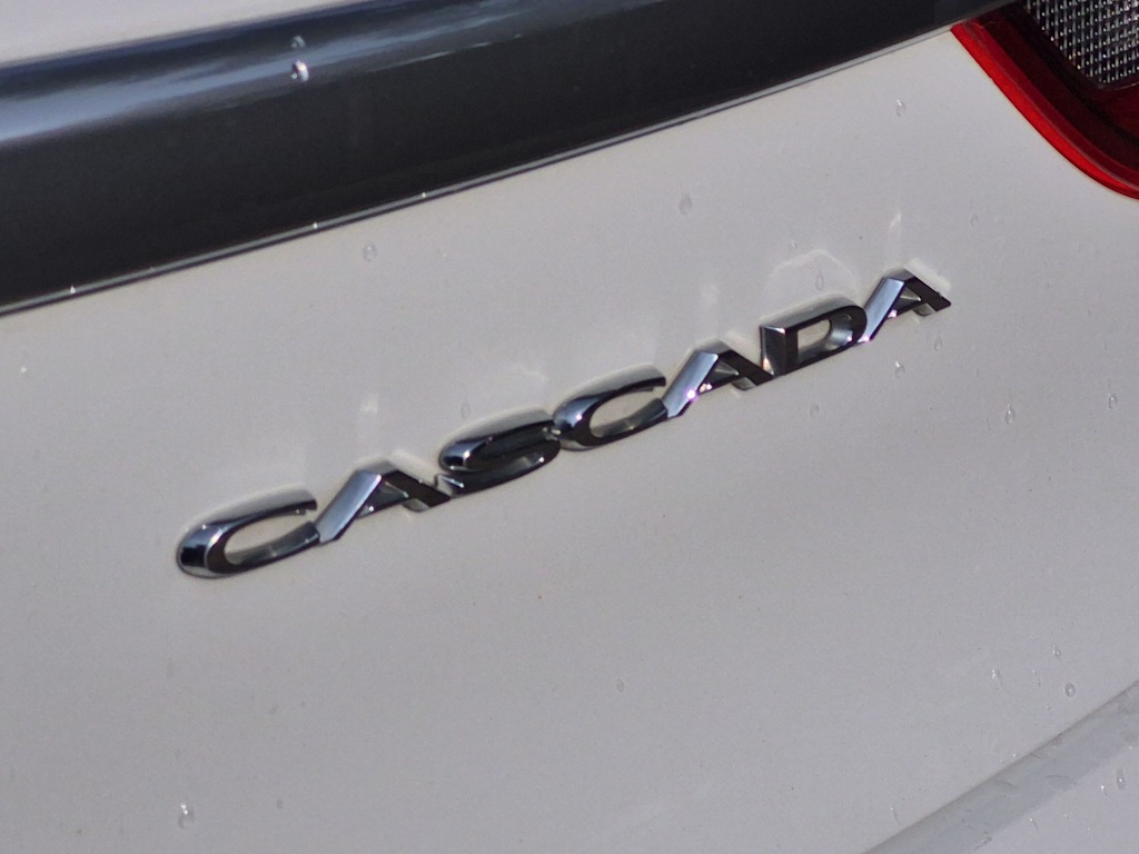 Thumbnail: 2016 Buick Cascada - 23