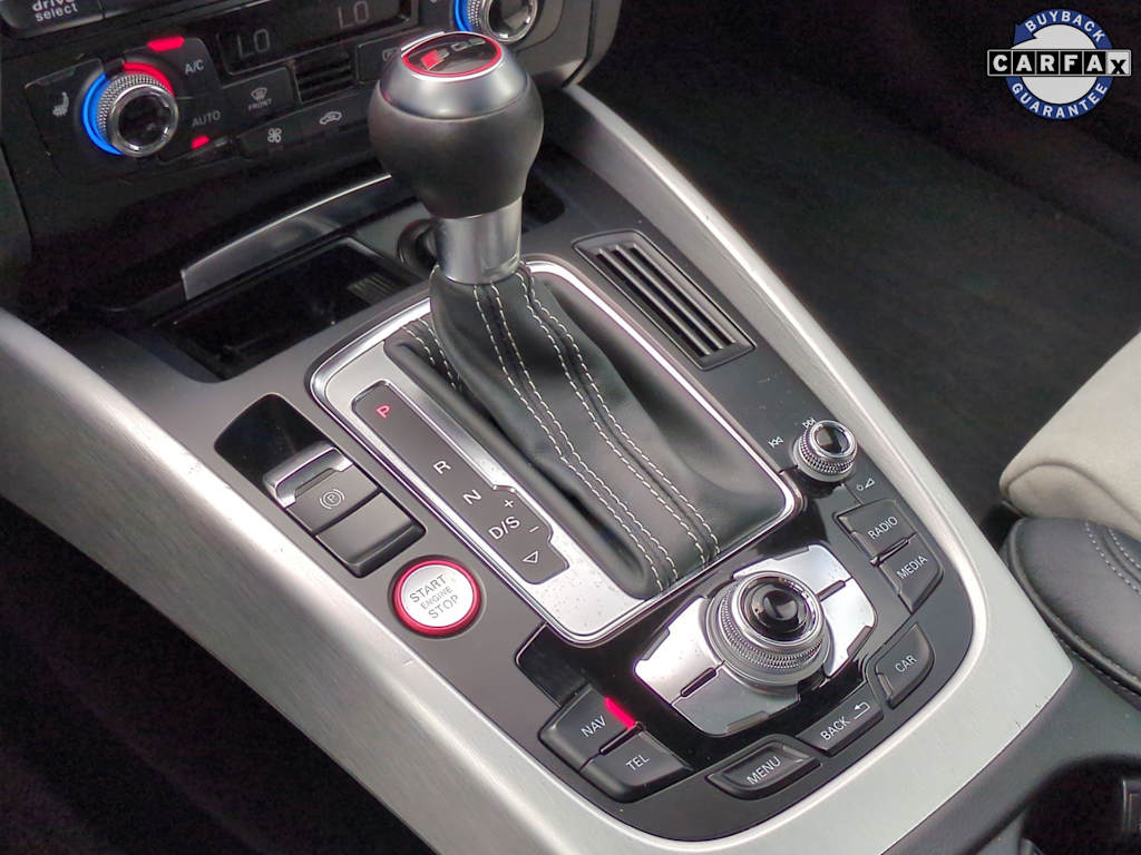 Thumbnail: 2015 Audi SQ5 - 16