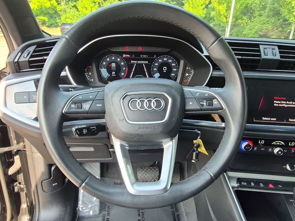 Thumbnail: 2025 Audi Q3 - 13