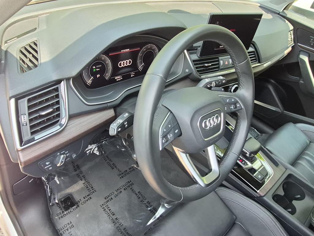 Thumbnail: 2023 Audi Q5 - 2