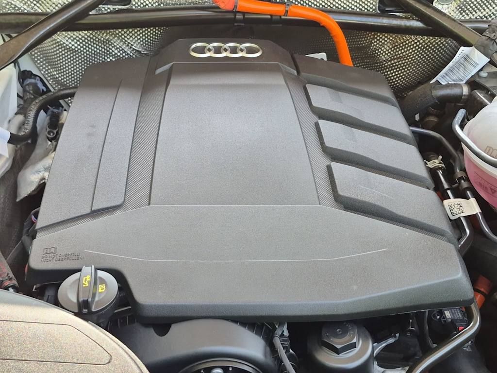 Thumbnail: 2023 Audi Q5 - 9