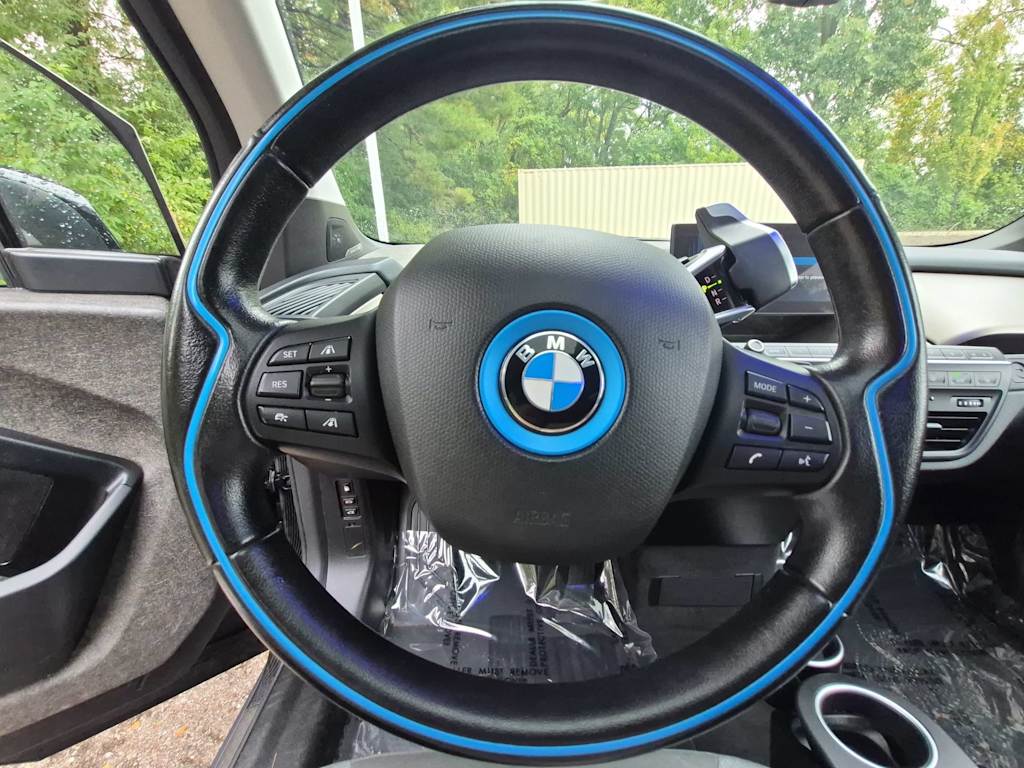 Thumbnail: 2019 BMW i3 - 12