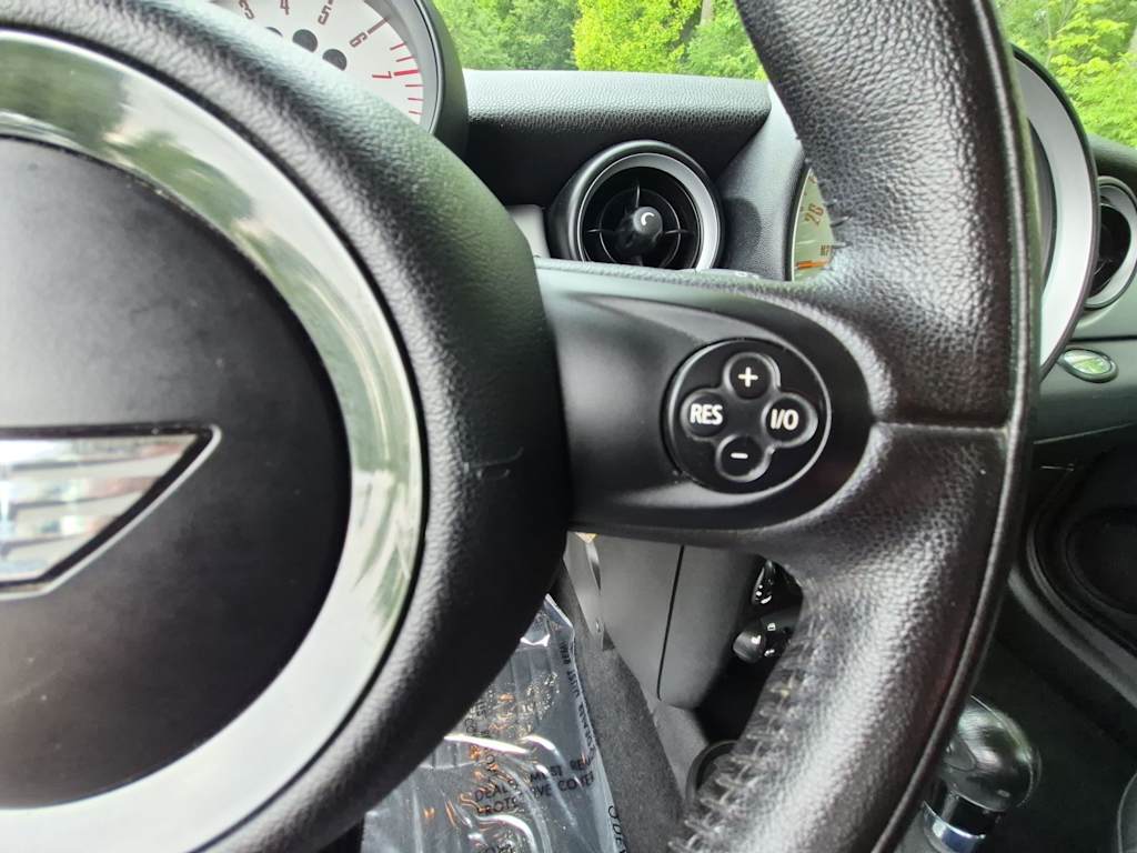 Thumbnail: 2012 MINI Cooper - 24