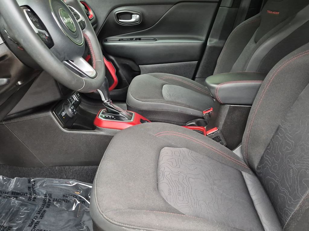 Thumbnail: 2020 Jeep Renegade - 11