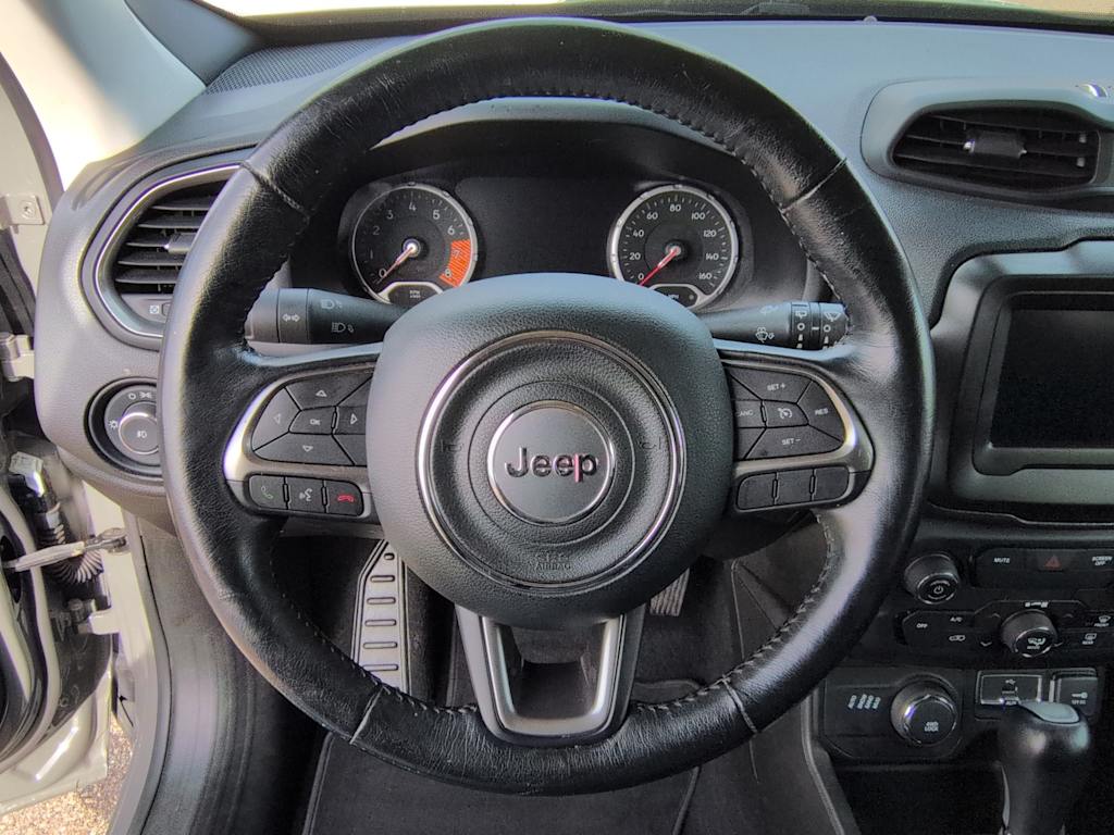 Thumbnail: 2020 Jeep Renegade - 14