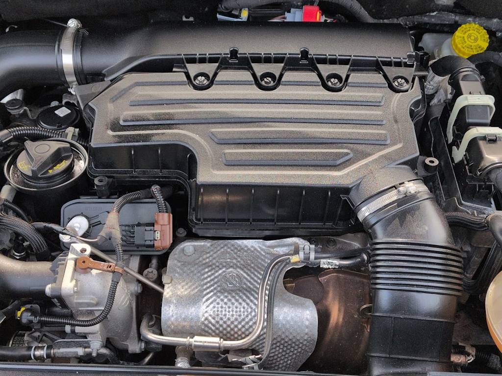 Thumbnail: 2020 Jeep Renegade - 9