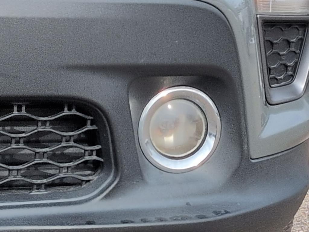 Thumbnail: 2020 Jeep Renegade - 32