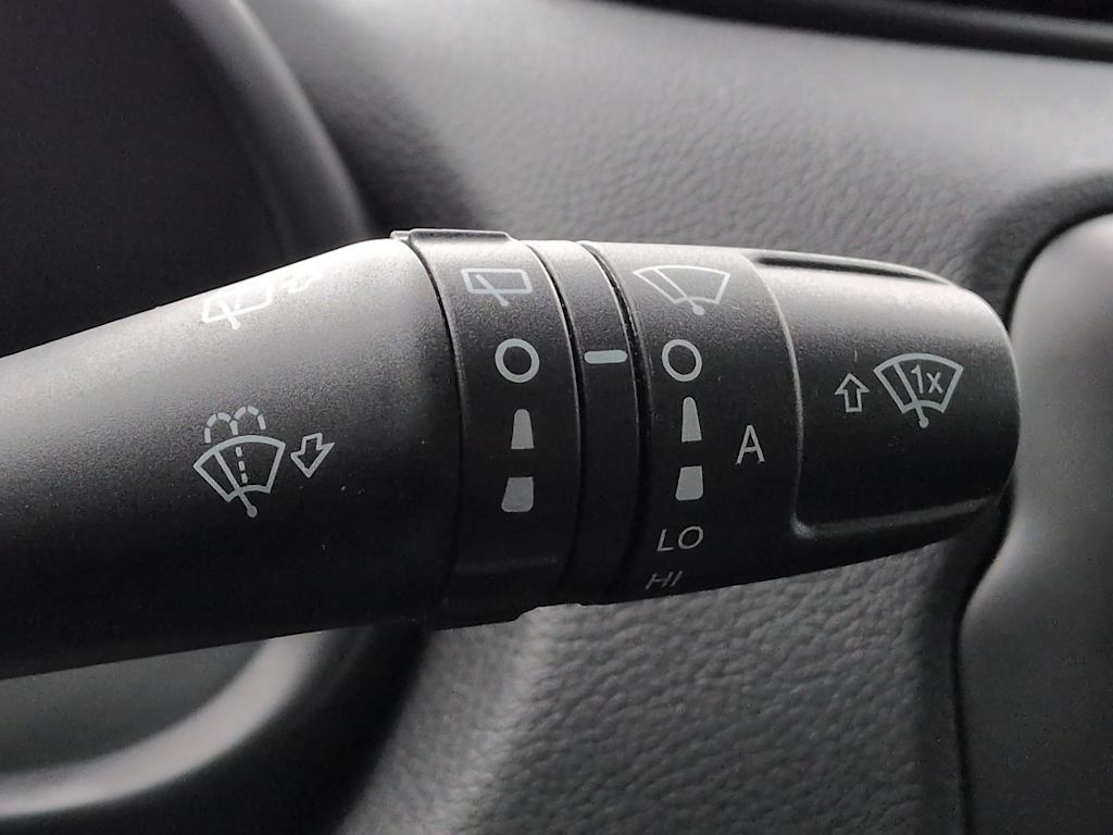 Thumbnail: 2022 Jeep Renegade - 32