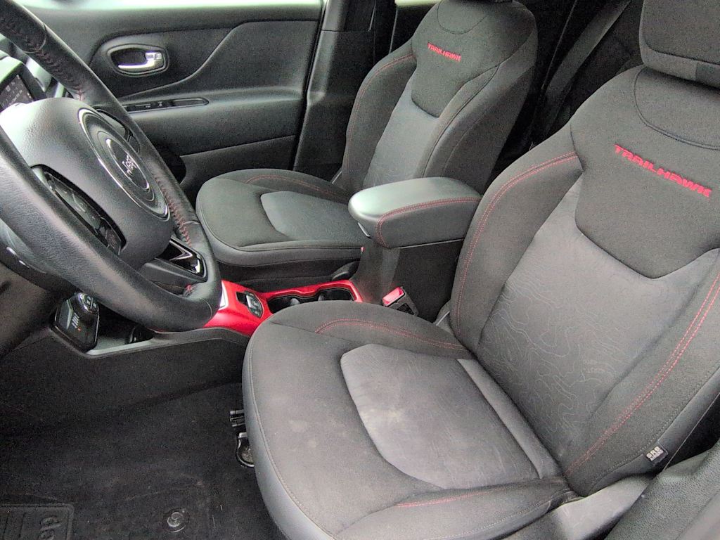 Thumbnail: 2022 Jeep Renegade - 11