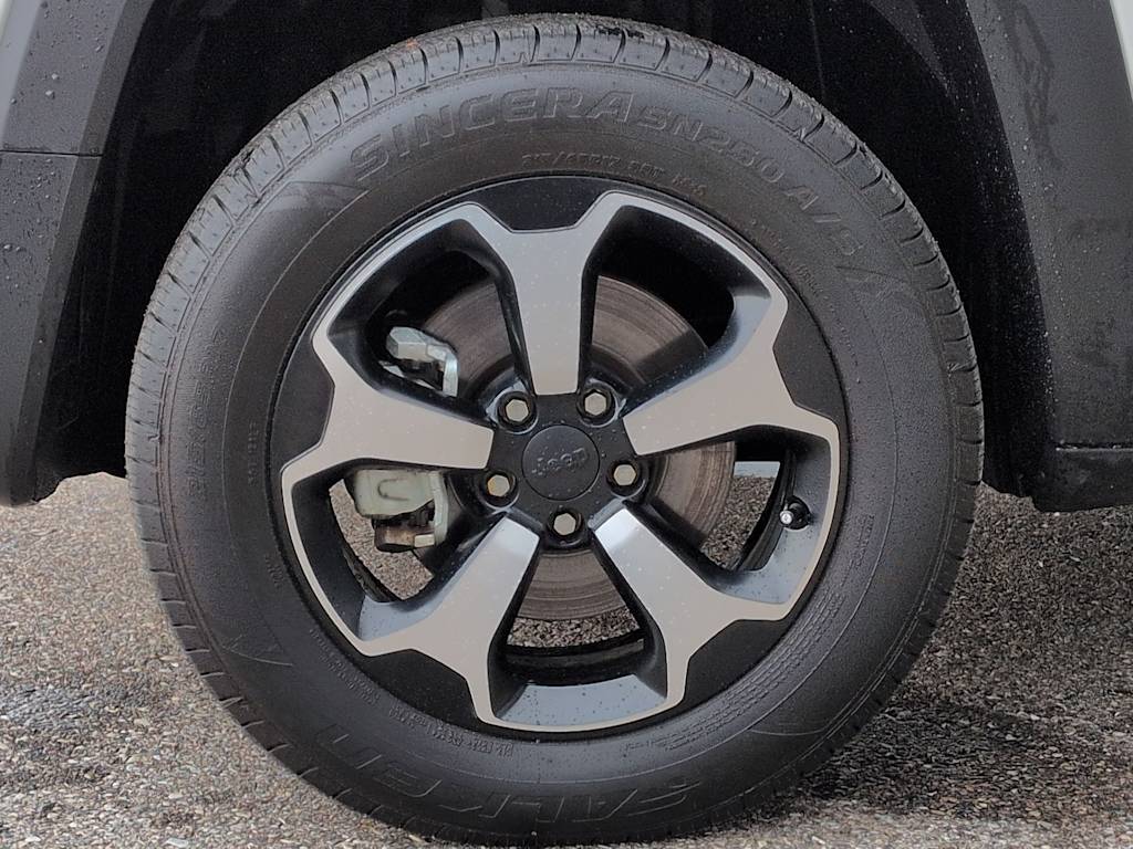 Thumbnail: 2022 Jeep Renegade - 8