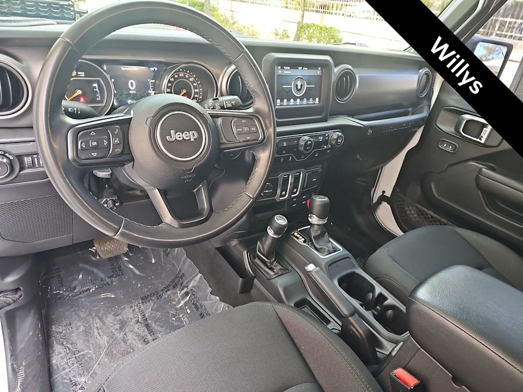 Thumbnail: 2022 Jeep Wrangler - 10