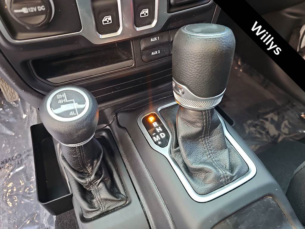 Thumbnail: 2022 Jeep Wrangler - 16