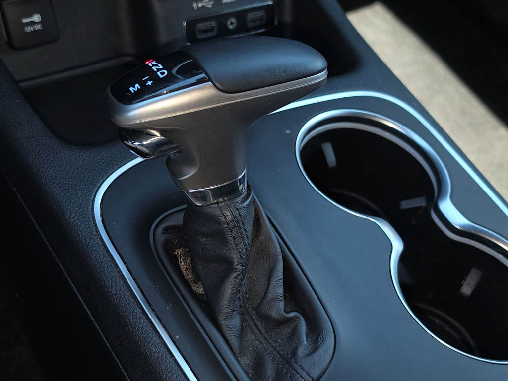 Thumbnail: 2019 Dodge Durango - 16