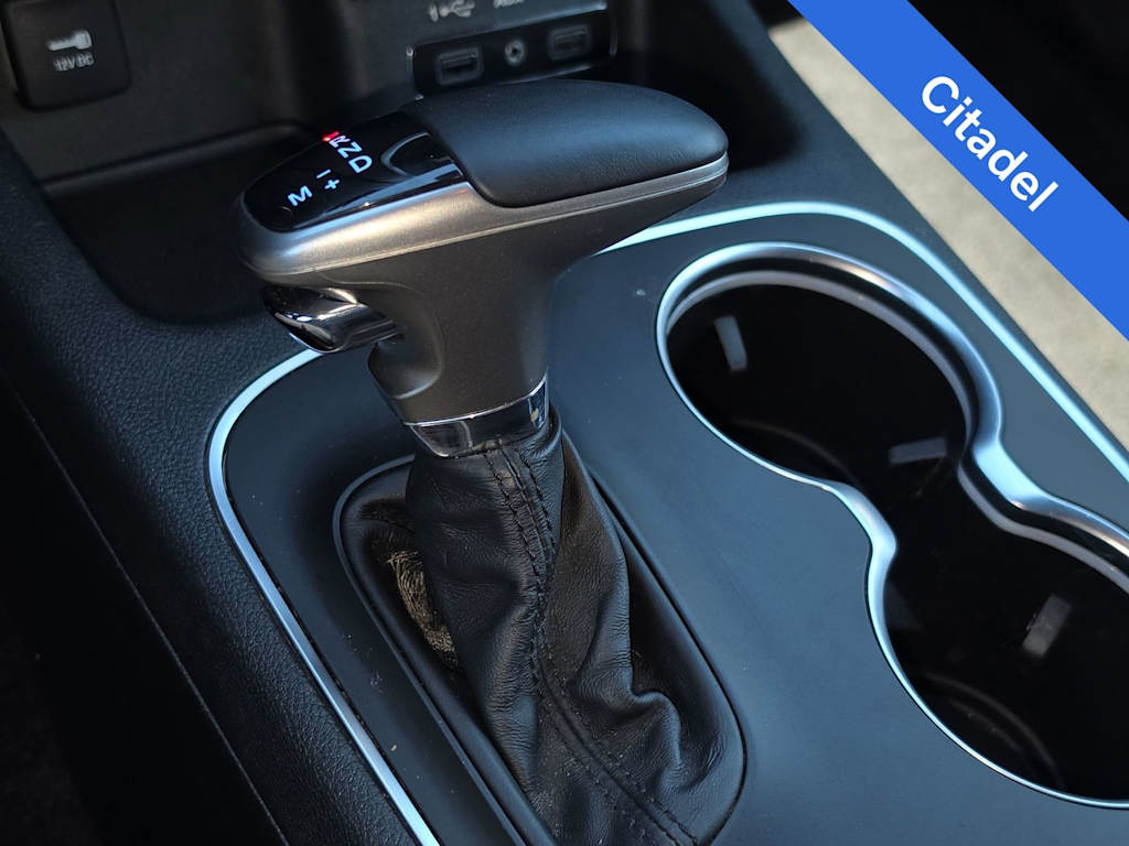 Thumbnail: 2019 Dodge Durango - 16