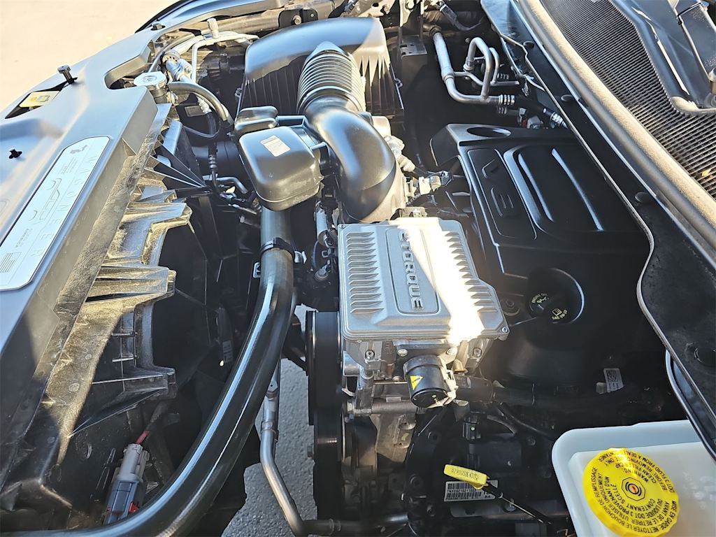 Thumbnail: 2022 Jeep Wagoneer - 9