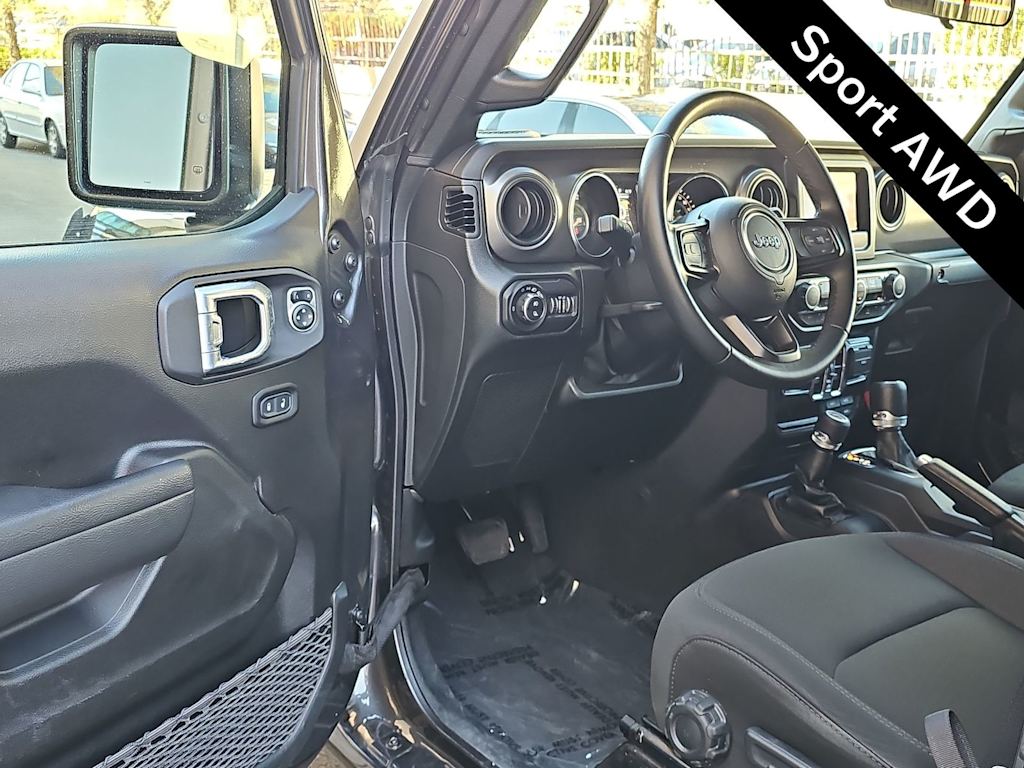 Thumbnail: 2022 Jeep Gladiator - 2