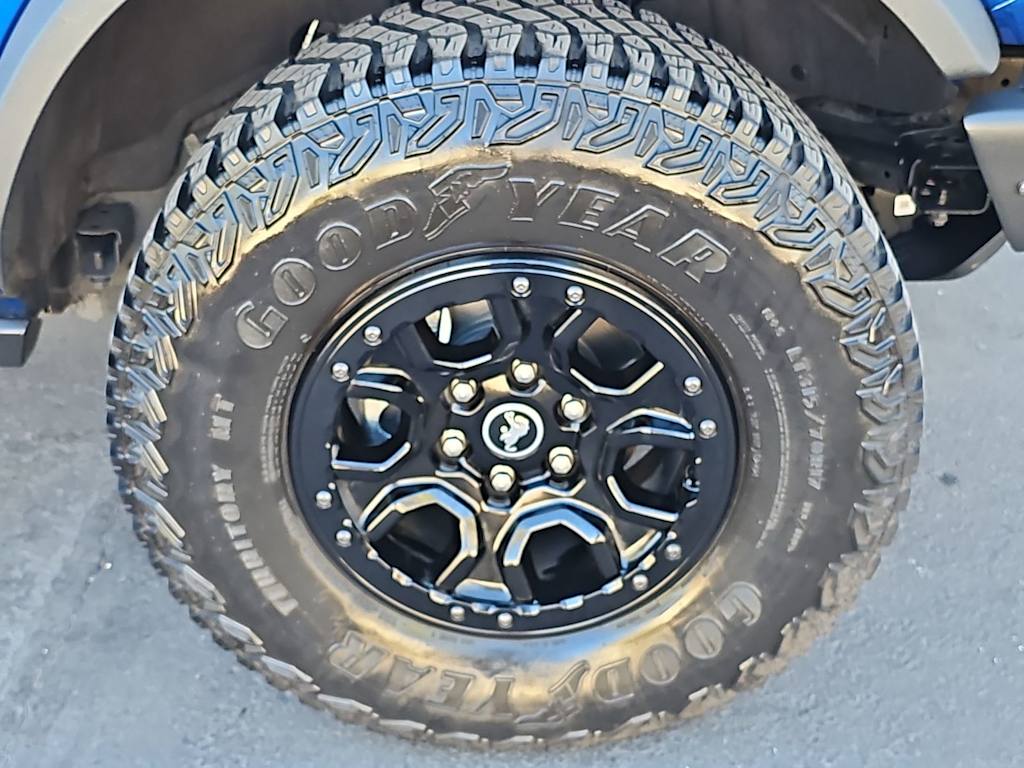 Thumbnail: 2021 Ford Bronco - 7