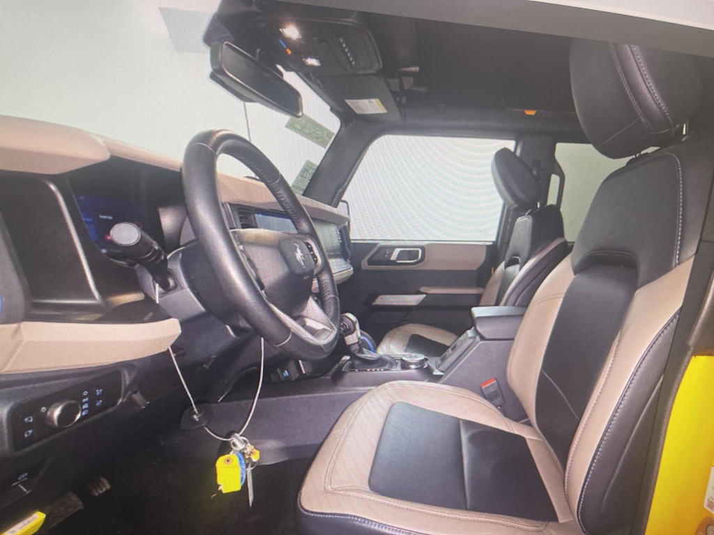 Thumbnail: 2022 Ford Bronco - 5